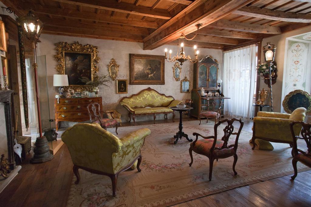 B&B Di Charme Palazzo Lambertenghi Tirano Oda fotoğraf